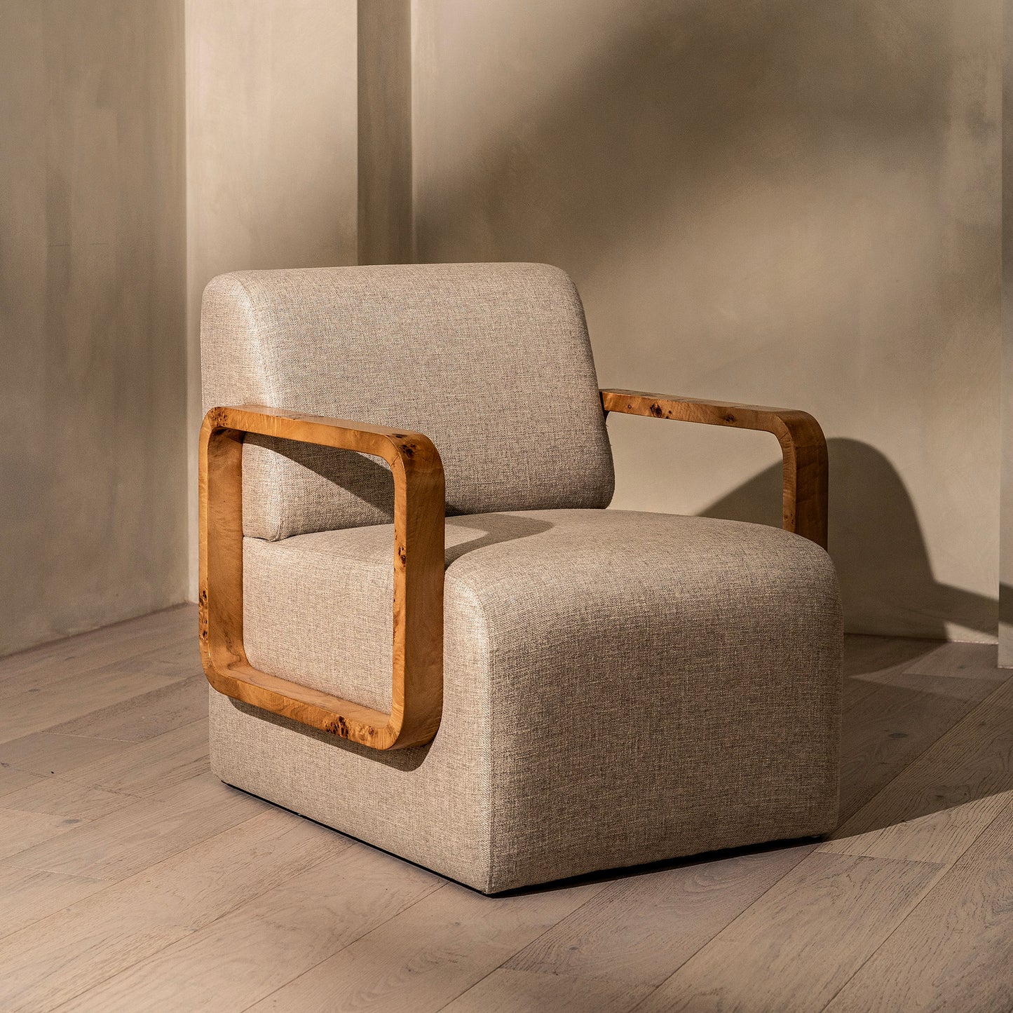 Thornhill Burl Armchair | Light Burl