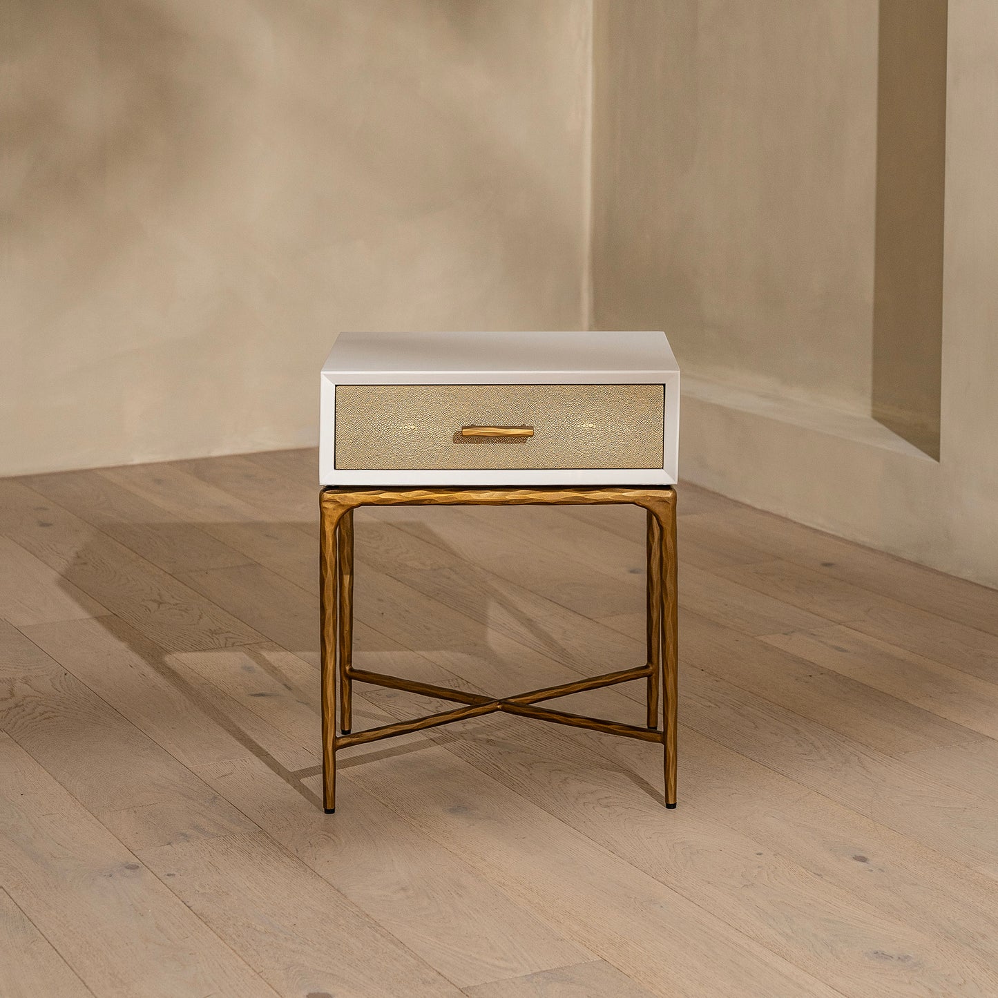 Airlie Bedside Table | 500 Wide White, Shagreen & Brass Forged Metal, 1 Drawer
