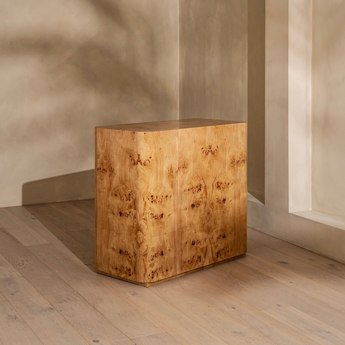 Thornhill Chest Of Drawers  | 1000 Wide Burl & Brass, 3 Drawer