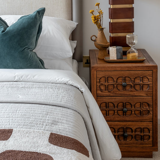 Hargate Bedside Table | 400 Wide Dark Chocolate Oak, 3 Drawer