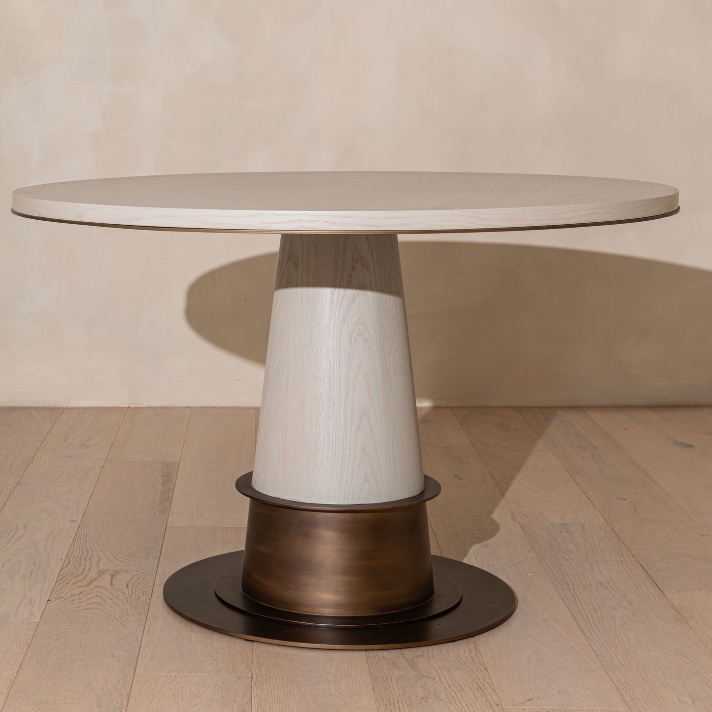 Ryecroft Round Dining Table | 120cm, Bronze & White Wash