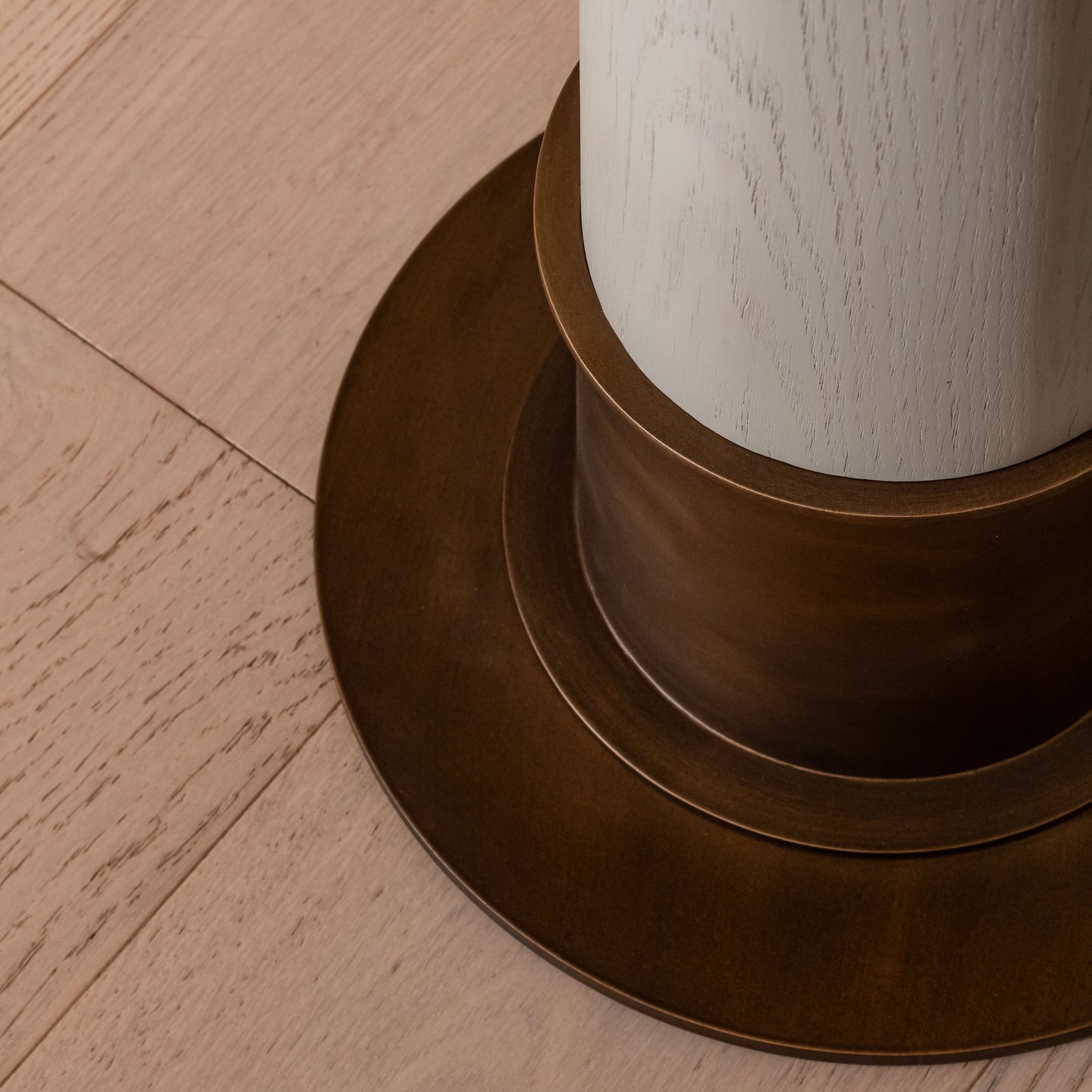 Ryecroft Side Table | 350 Diameter, Bronze & White Wash Oak