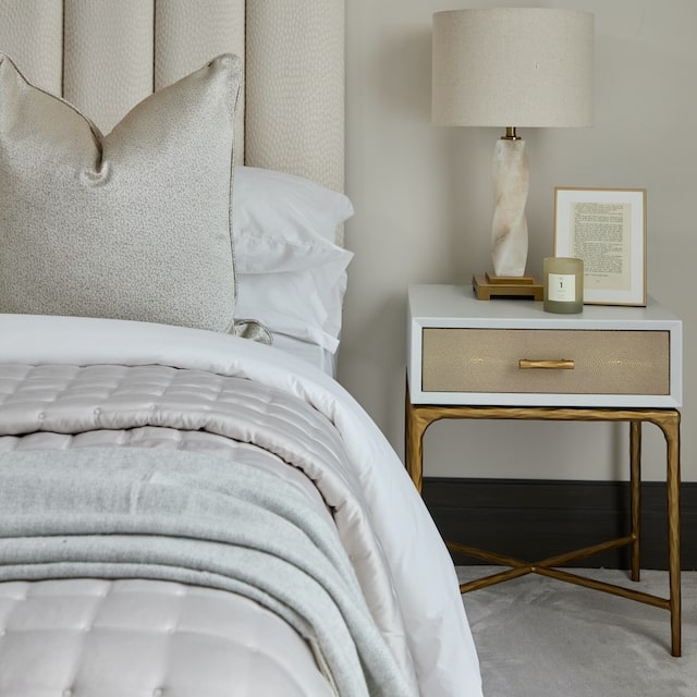Airlie Bedside Table | 500 Wide White, Shagreen & Brass Forged Metal, 1 Drawer