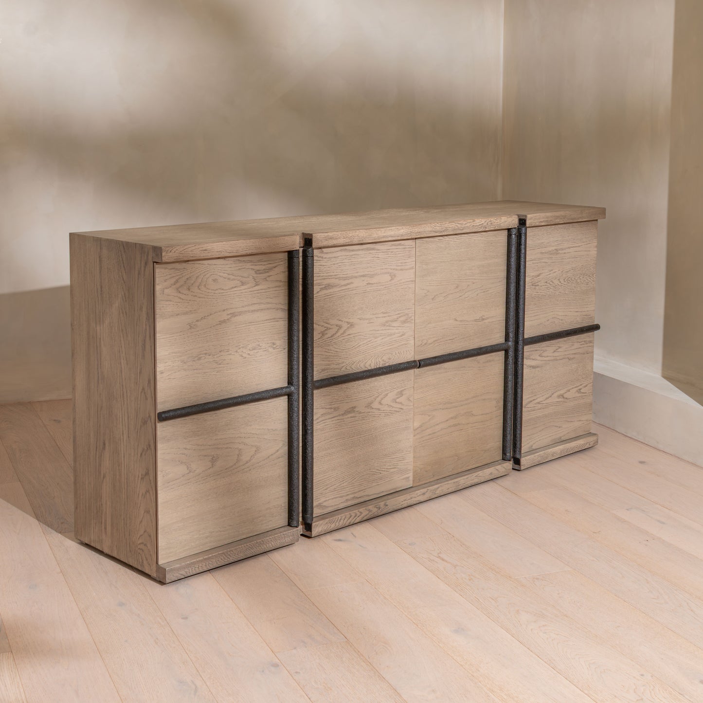 Springer Sideboard | 200 Wide' Washer Oak & Black
