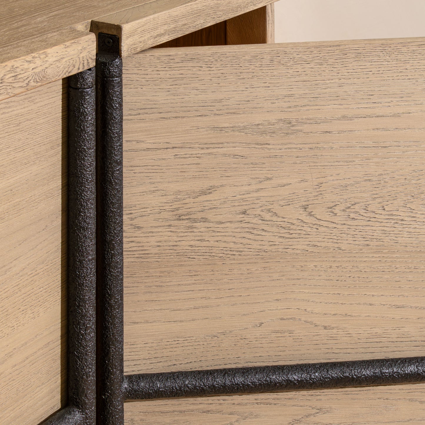 Springer Sideboard | 200 Wide' Washer Oak & Black