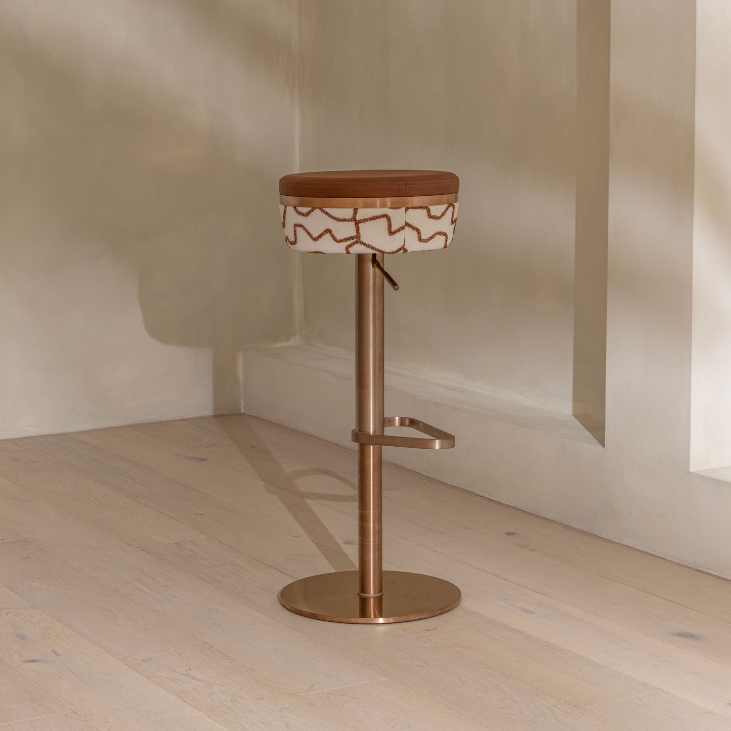 Willis Tailored Bar Stool | Mariaflora & Tessario Moura