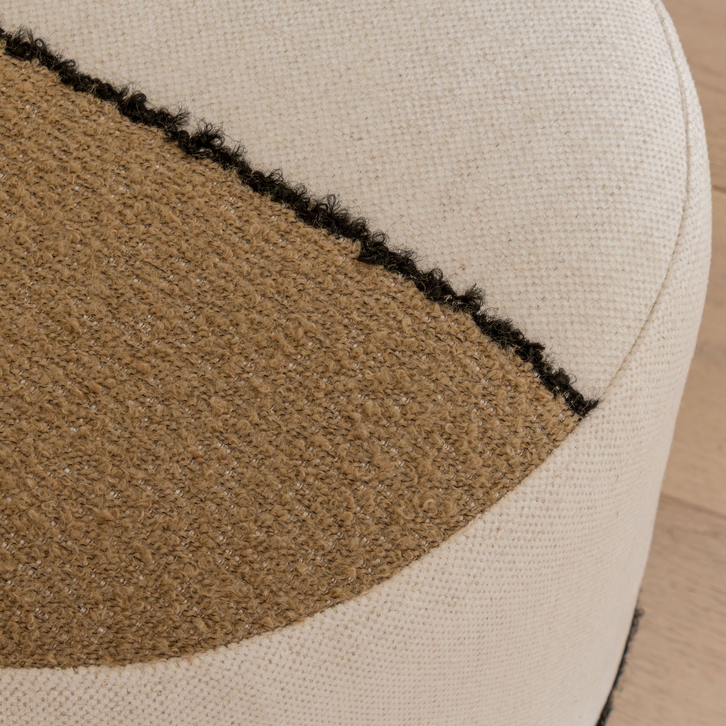 Abingdon Tailored Burl Ottoman | Élitis Ambienti Levante
