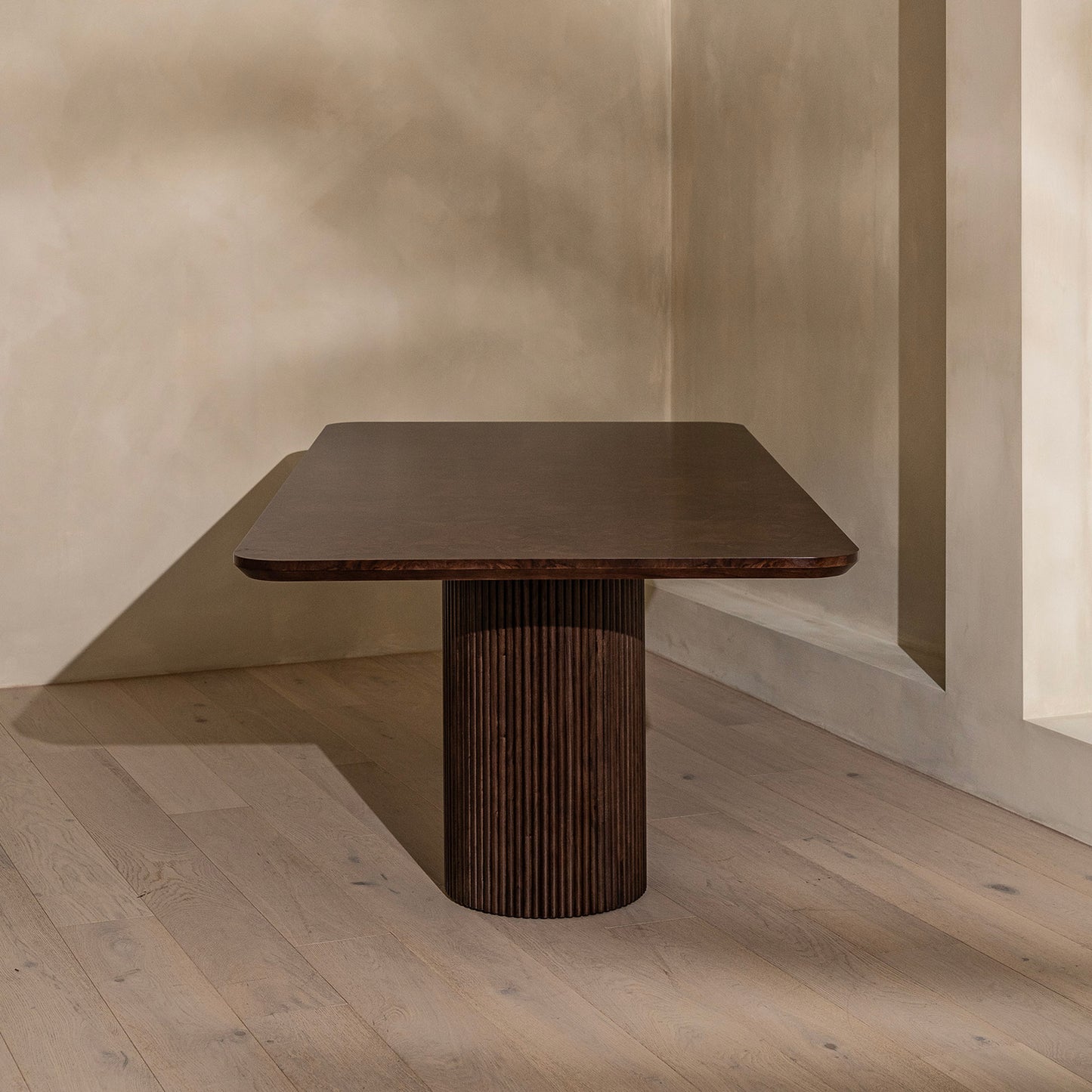 Abingdon Dining Table