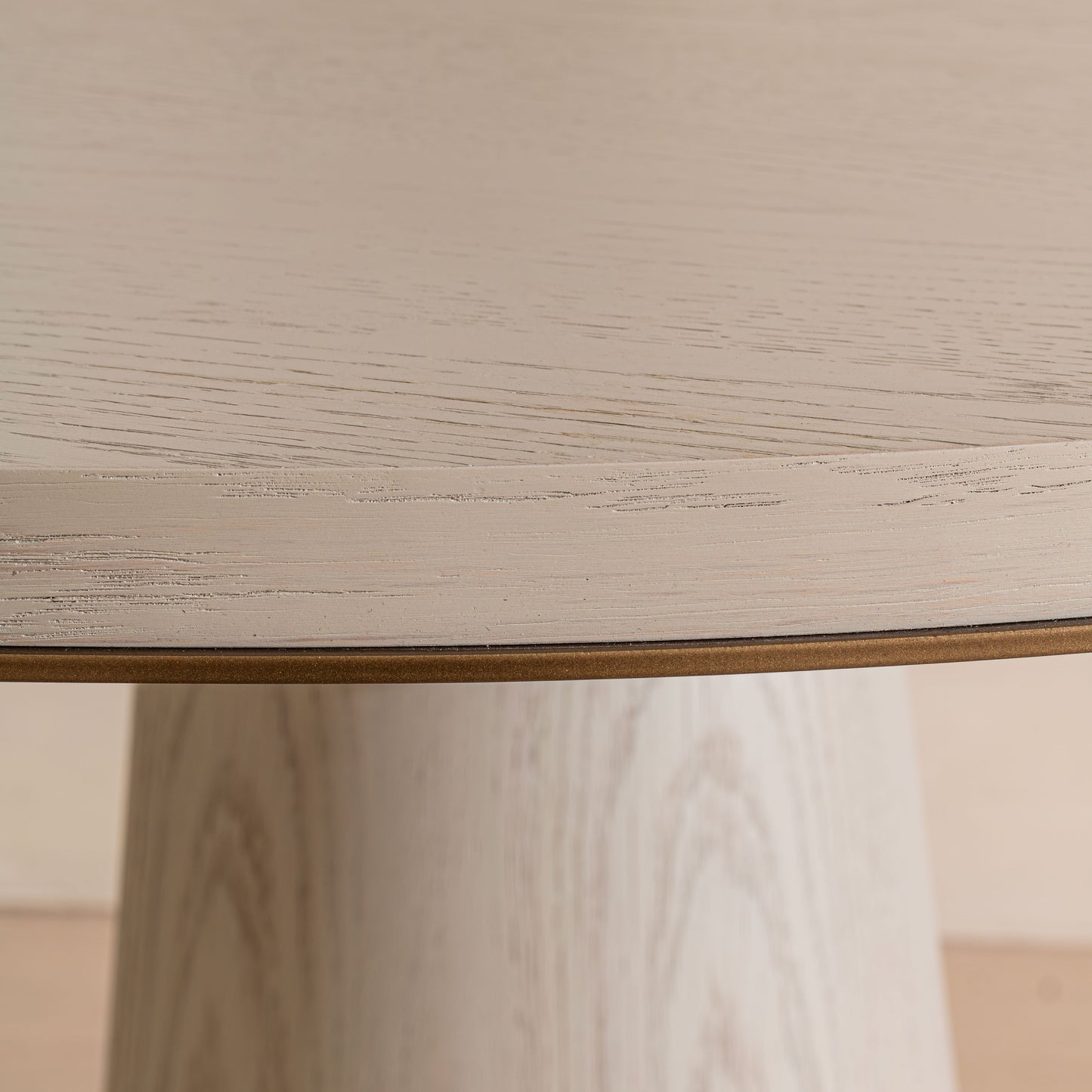 Ryecroft Round Dining Table | 120cm, Bronze & White Wash